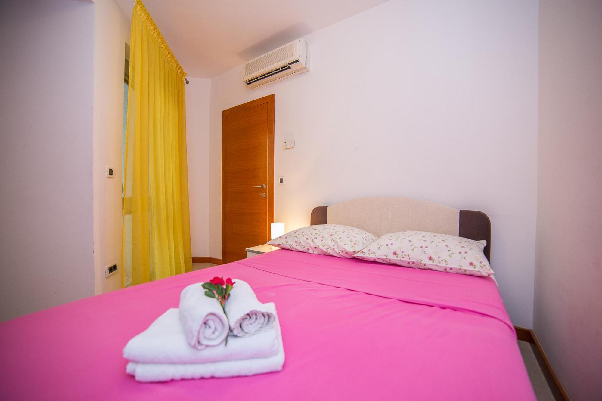 Apartments Milan Makarská Pokoj fotografie