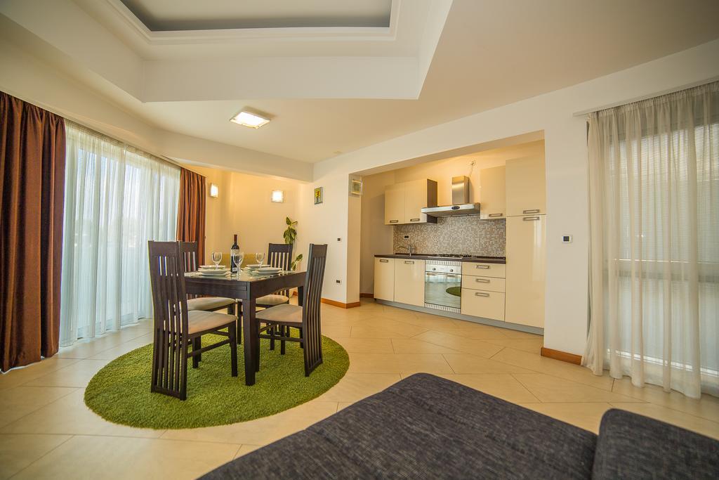 Apartments Milan Makarská Exteriér fotografie