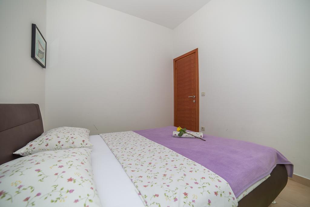 Apartments Milan Makarská Pokoj fotografie